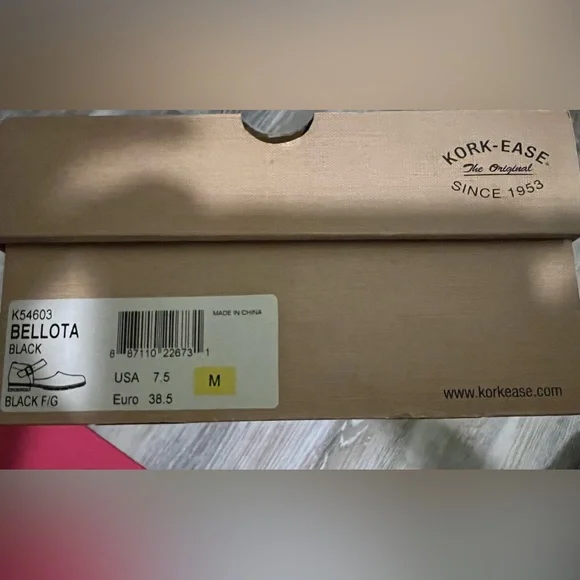 🪄 Kork-Ease mary jane style, black leather upper 7.5. Gently used and boxed. - Picture 7 of 8